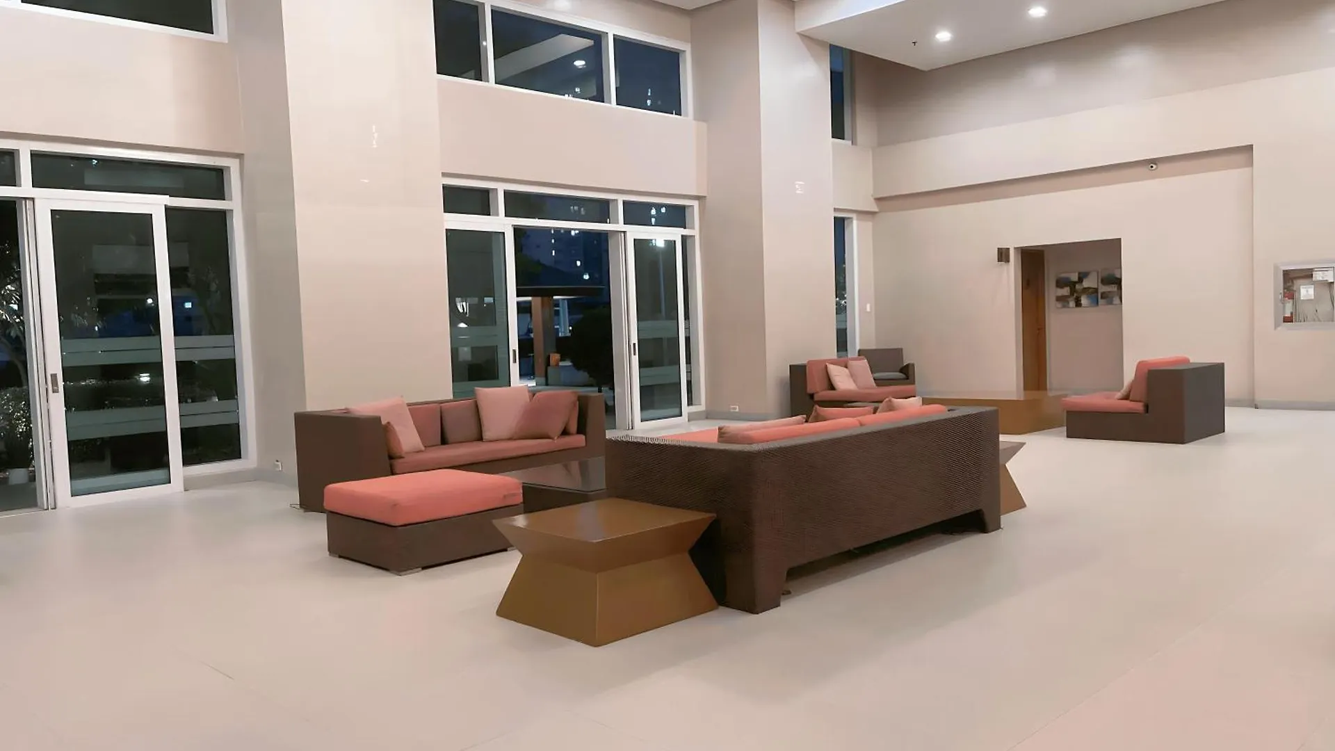 Stay & Relax At Icon'S Pad Manilla Appartement