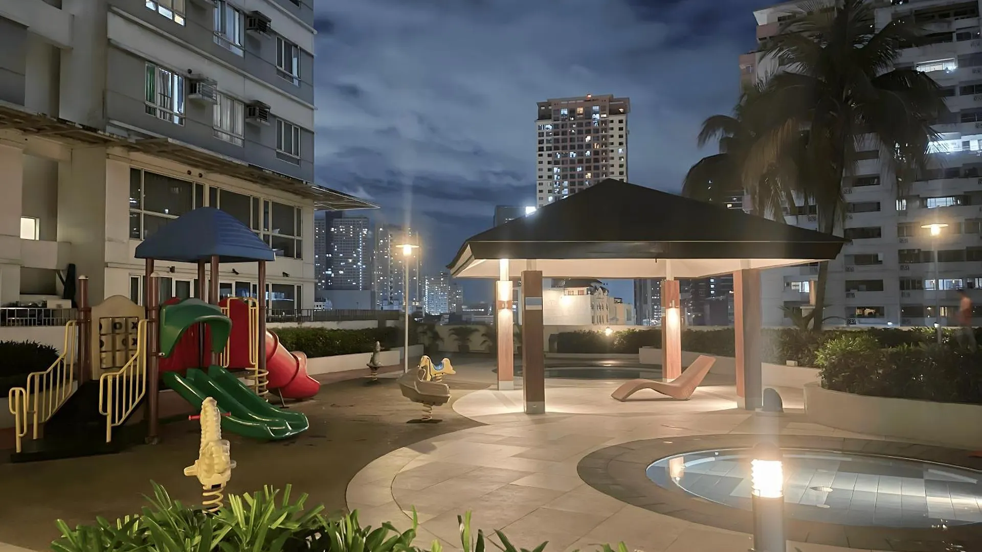 Stay & Relax At Icon'S Pad Manila Philippines